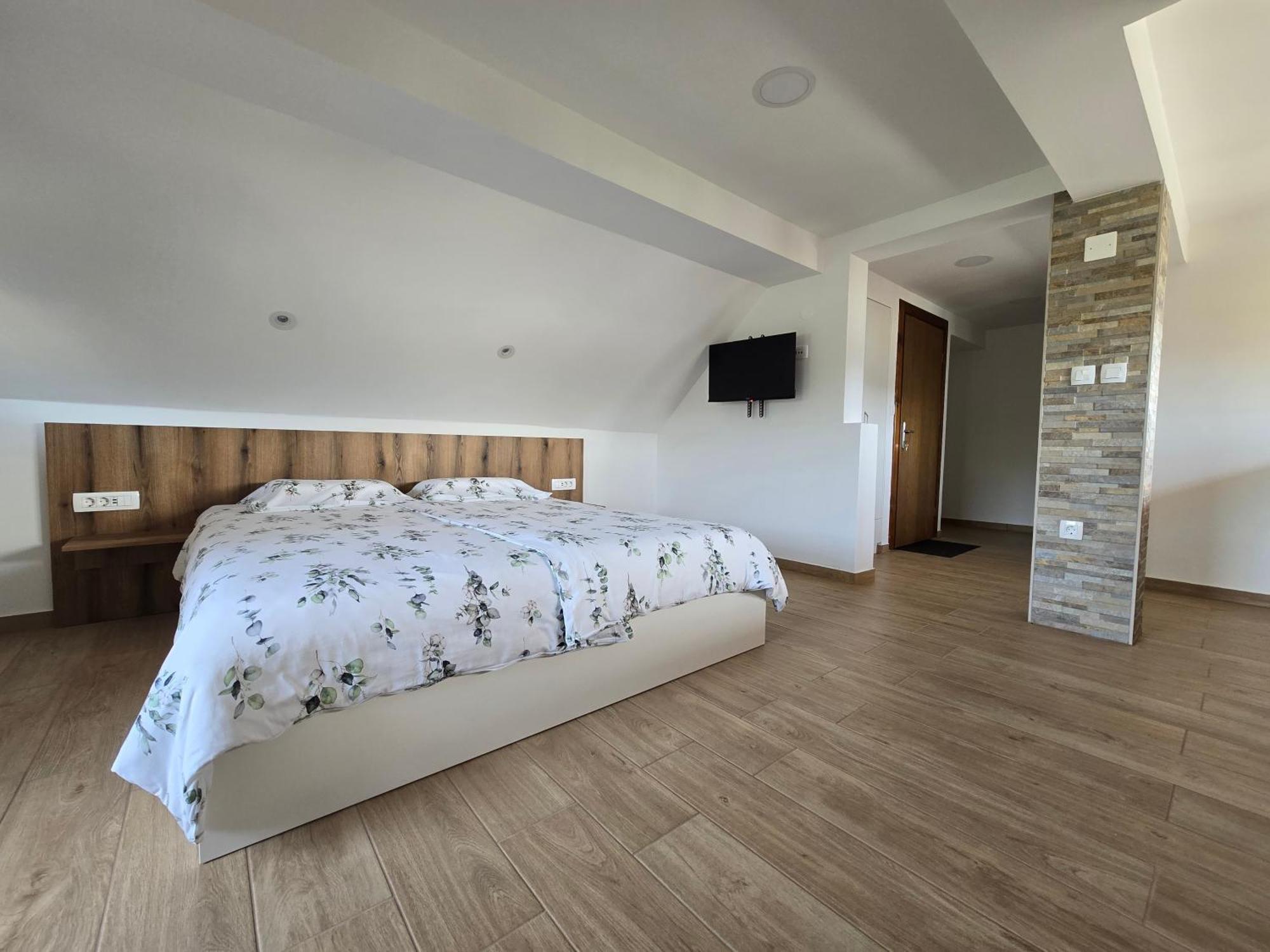 Apartments Bernard Блед Экстерьер фото